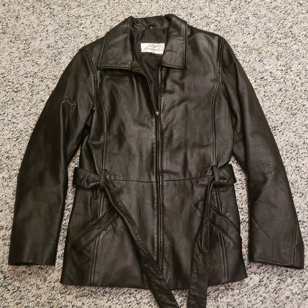 Vintage Ladies Out of Bounds Leather Coat Size M